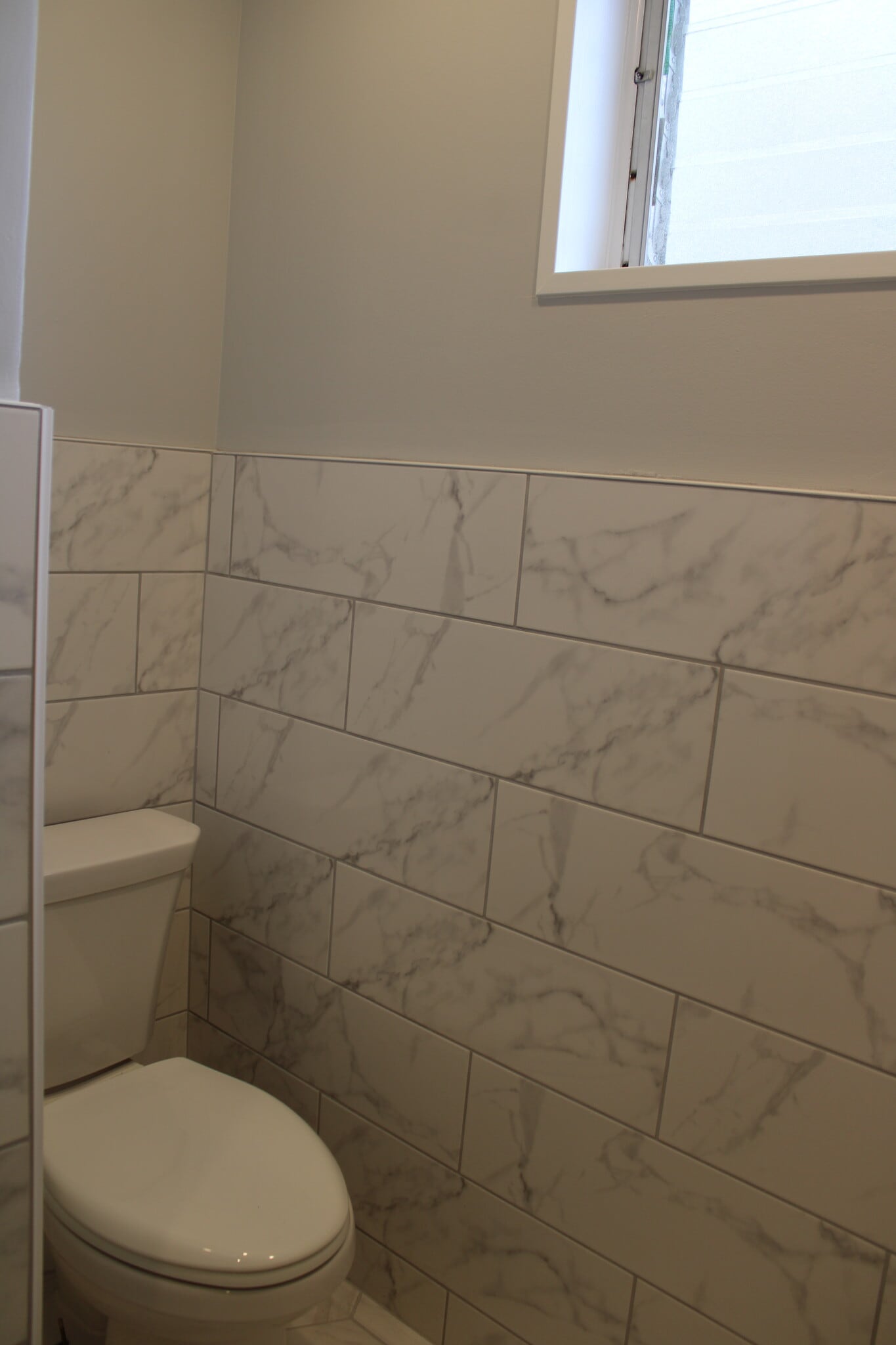 2nd floor bath - 1917 Winton Ave