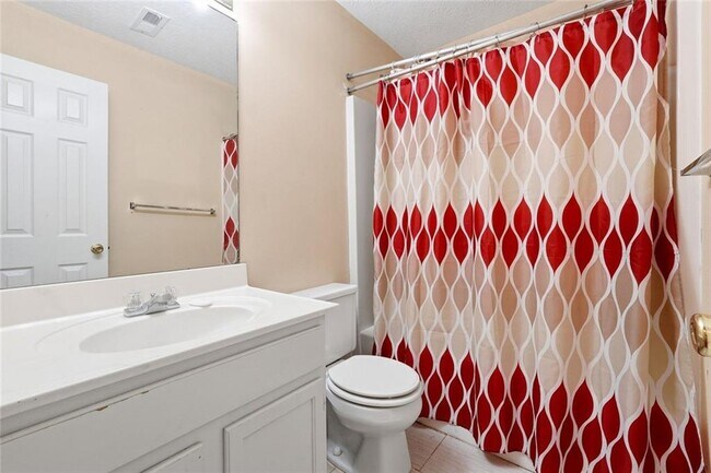 Building Photo - 2600 Avalon Pl