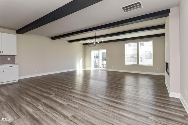 Building Photo - 1245 S Blount St