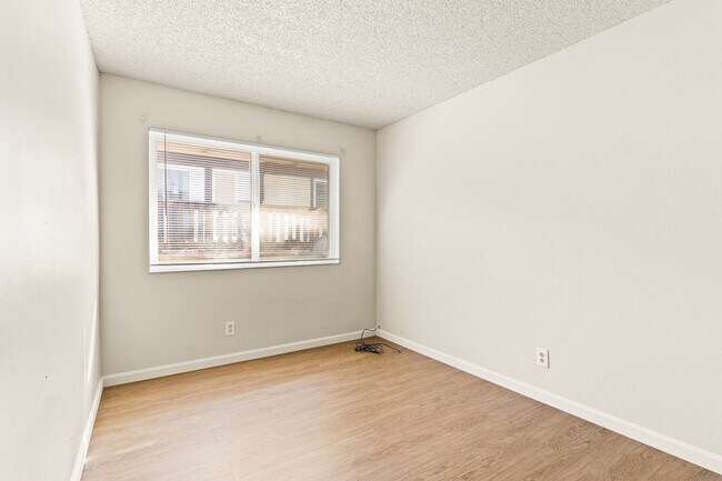 Building Photo - Utilities Included! Hayward 2-Bedroom with On-Site Laundry, Parking & Brand New Floors