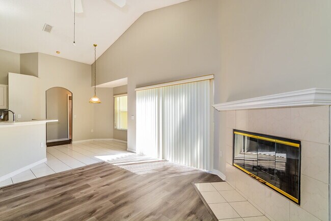 Building Photo - 2297 Blake Way