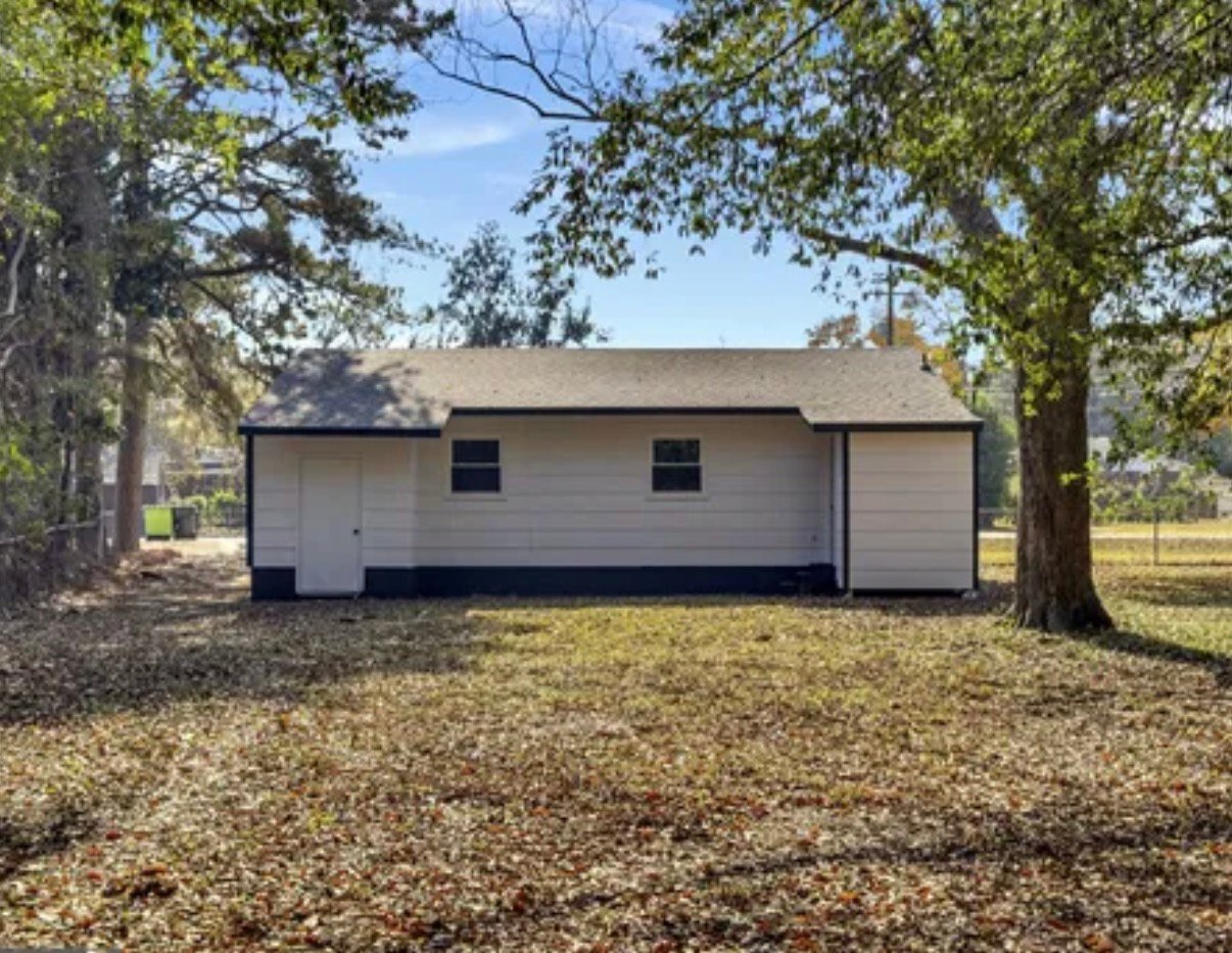 Building Photo - 803 Crestwood Terrace