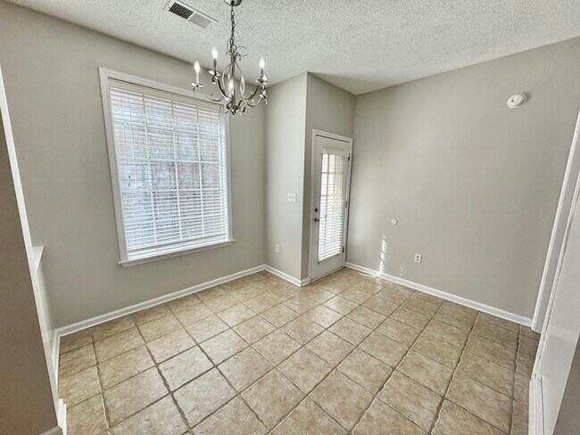Building Photo - 12240 Longleaf Oak Trail