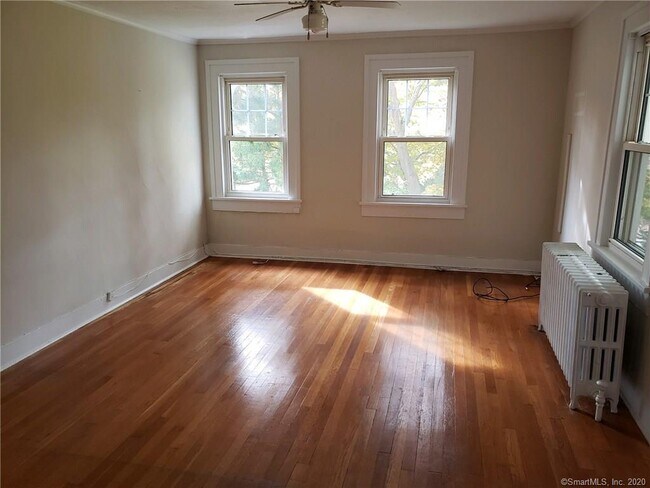 Building Photo - 6466 Main St