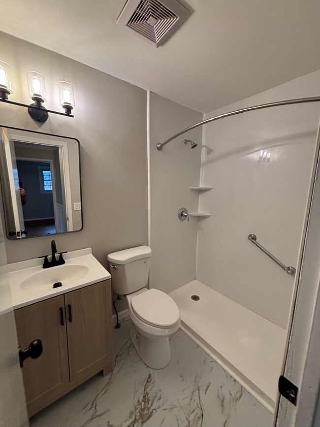 Building Photo - 389 Timrick Pl