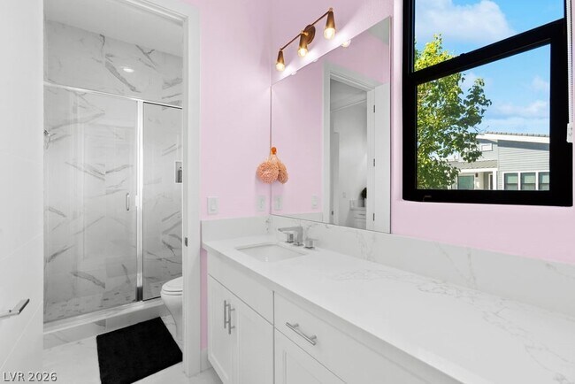 Building Photo - 4315 N Dapple Gray Rd