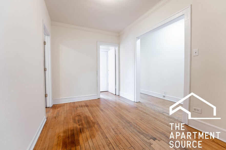 Building Photo - 2337 N Spaulding Ave