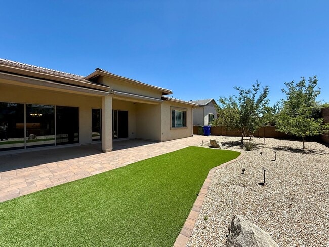 Building Photo - Move-In Ready 2 Bed, 2 Bath Home in Prime Prescott Location