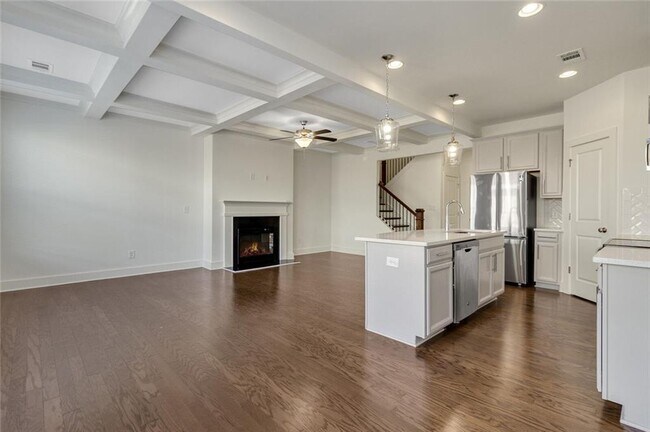 Building Photo - 2176 Flying Spur Dr