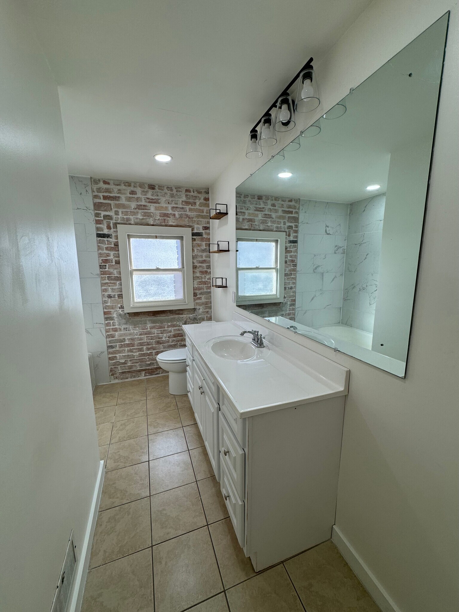 Building Photo - 2659 Brinker Ave