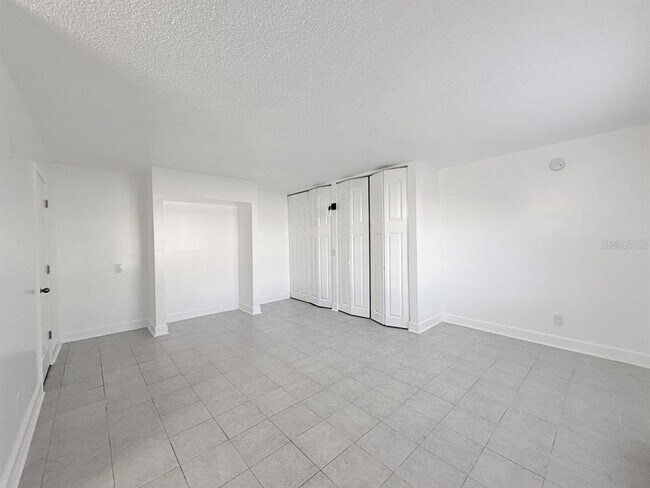 Building Photo - 3301 58th Ave S