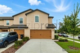 Building Photo - 5309 New Friendship Pl