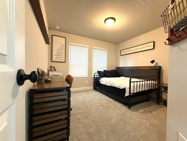 Building Photo - 5614 Green Rise Ln