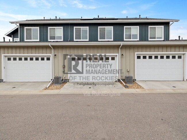 Building Photo - 744 Wagon Trail Rd