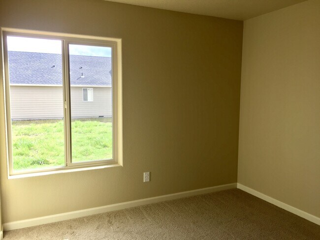 Building Photo - Brand New 3BD Ranch Home in Desirable Batt...