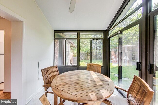 Building Photo - 6515 E Halbert Rd