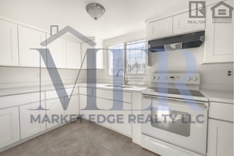 Building Photo - 2Bed/1Bath Home AZ-51/Thomas Rd! $199 MOVE-IN SPECIAL! Ready for Immediate Move-In!