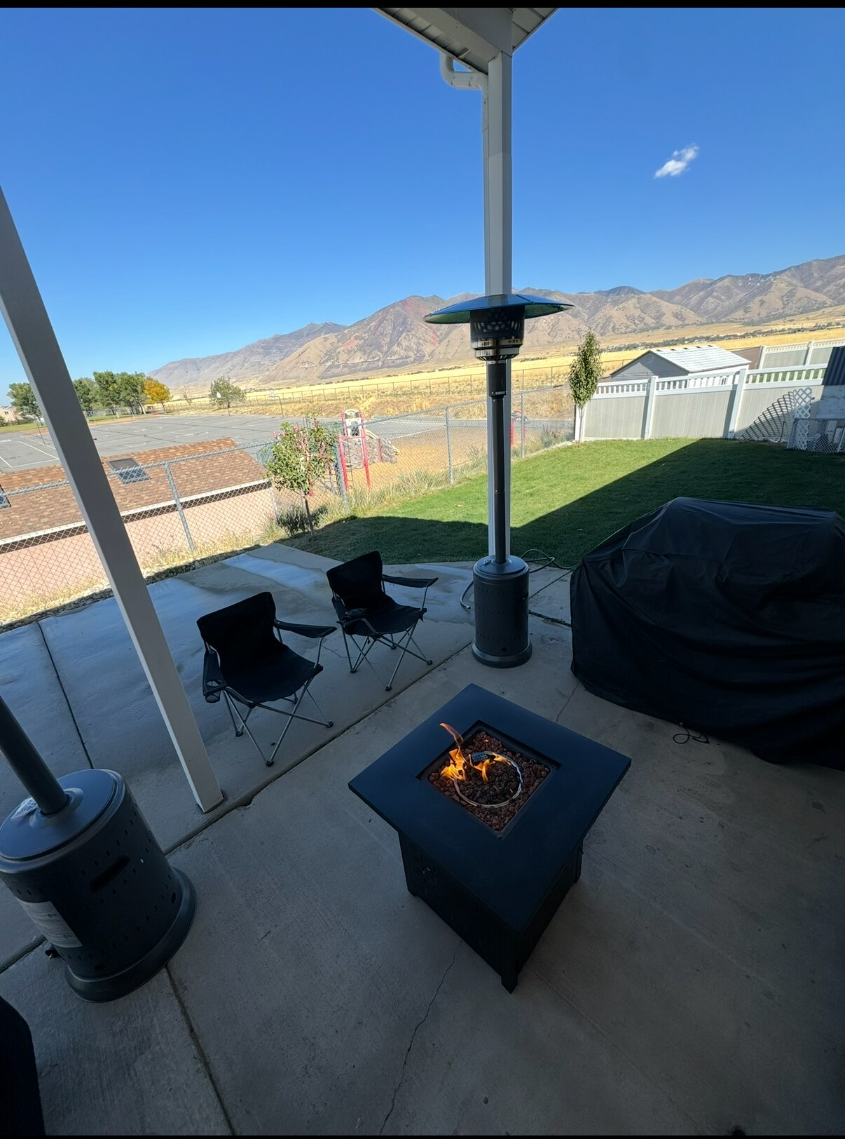 Building Photo - 361 E 1520 N