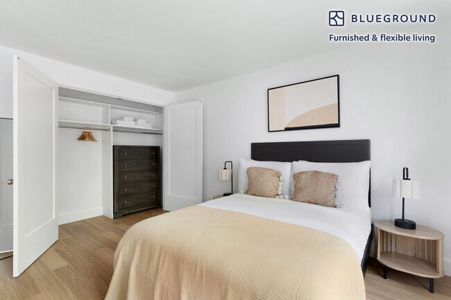 Building Photo - 501 E 87th St