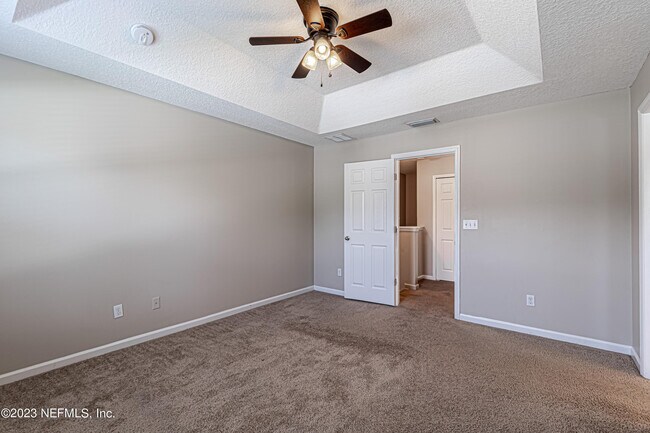 Building Photo - 3861 Aubrey Ln