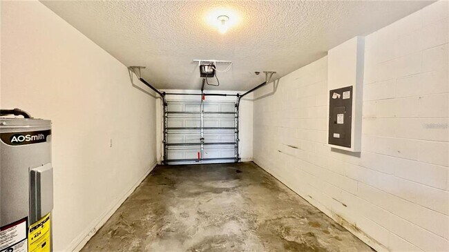 Building Photo - 1308 Zureiq Ct