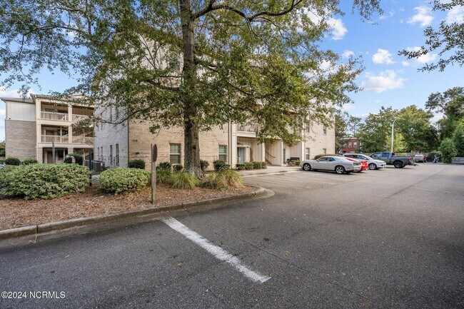 Building Photo - 119 Covil Ave
