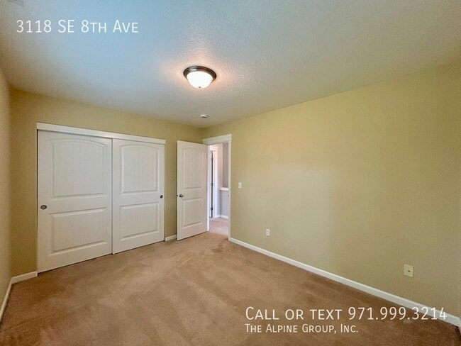 Building Photo - 3118 SE 8th Ave