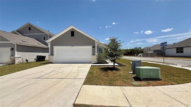Building Photo - 12411 Zenyatta Dr