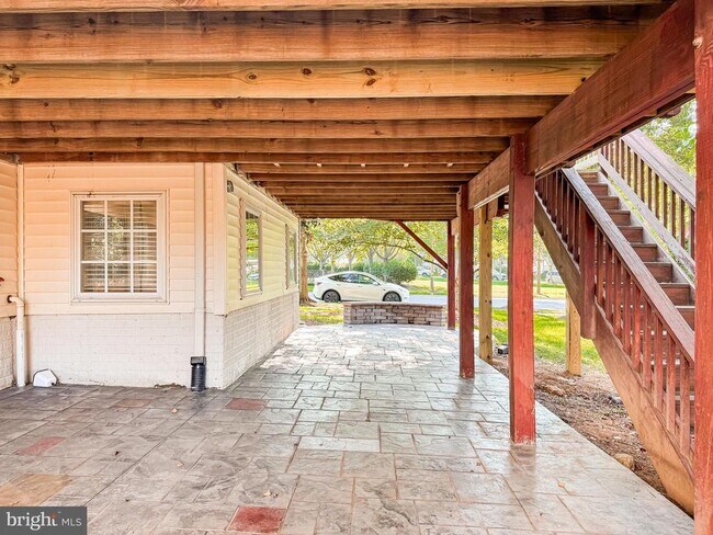 Building Photo - 43555 Hyland Hills St