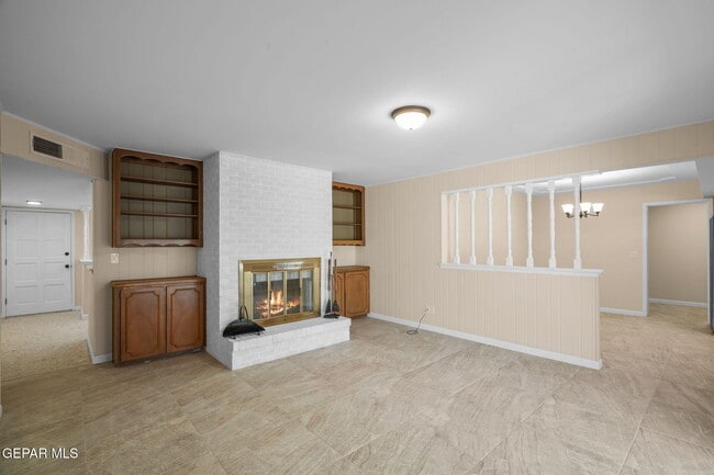 Building Photo - 10337 Galahad Way