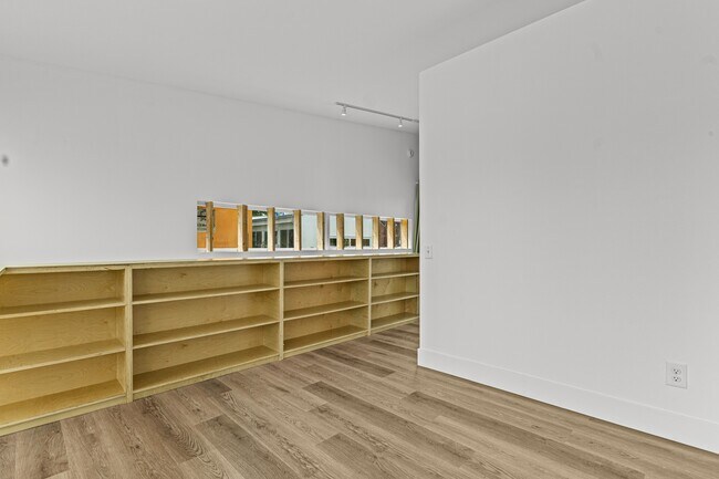 Building Photo - 4641 15th St