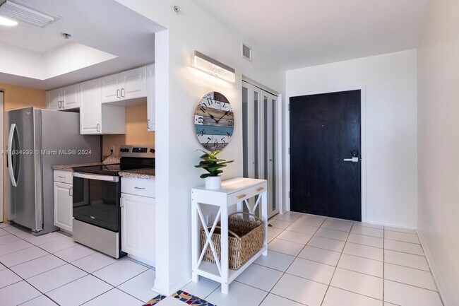 Building Photo - 90 Alton Rd