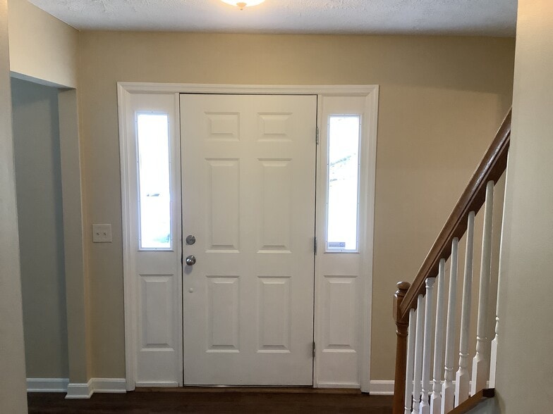 Building Photo - 4408 Moselle Dr