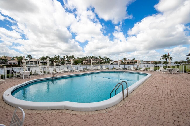 Building Photo - 3100 S Ocean Blvd