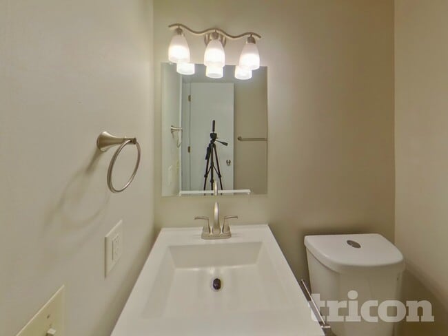 Building Photo - 12015 60th Pl N