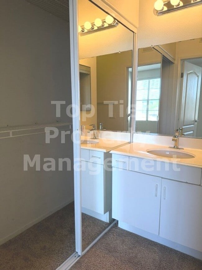 Building Photo - ***Dual-Primary 2 bed / 2 bath Condo in Carmel Valley - Available NOW***
