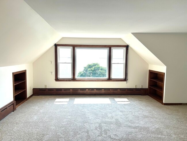 Building Photo - 481 Ocean Ave