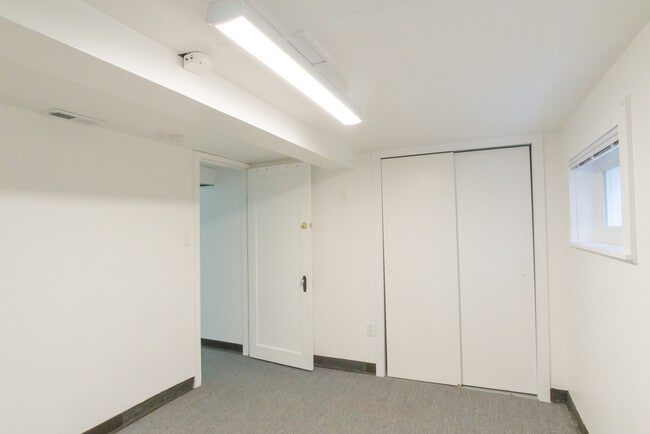 Building Photo - 7547 26th Ave NW