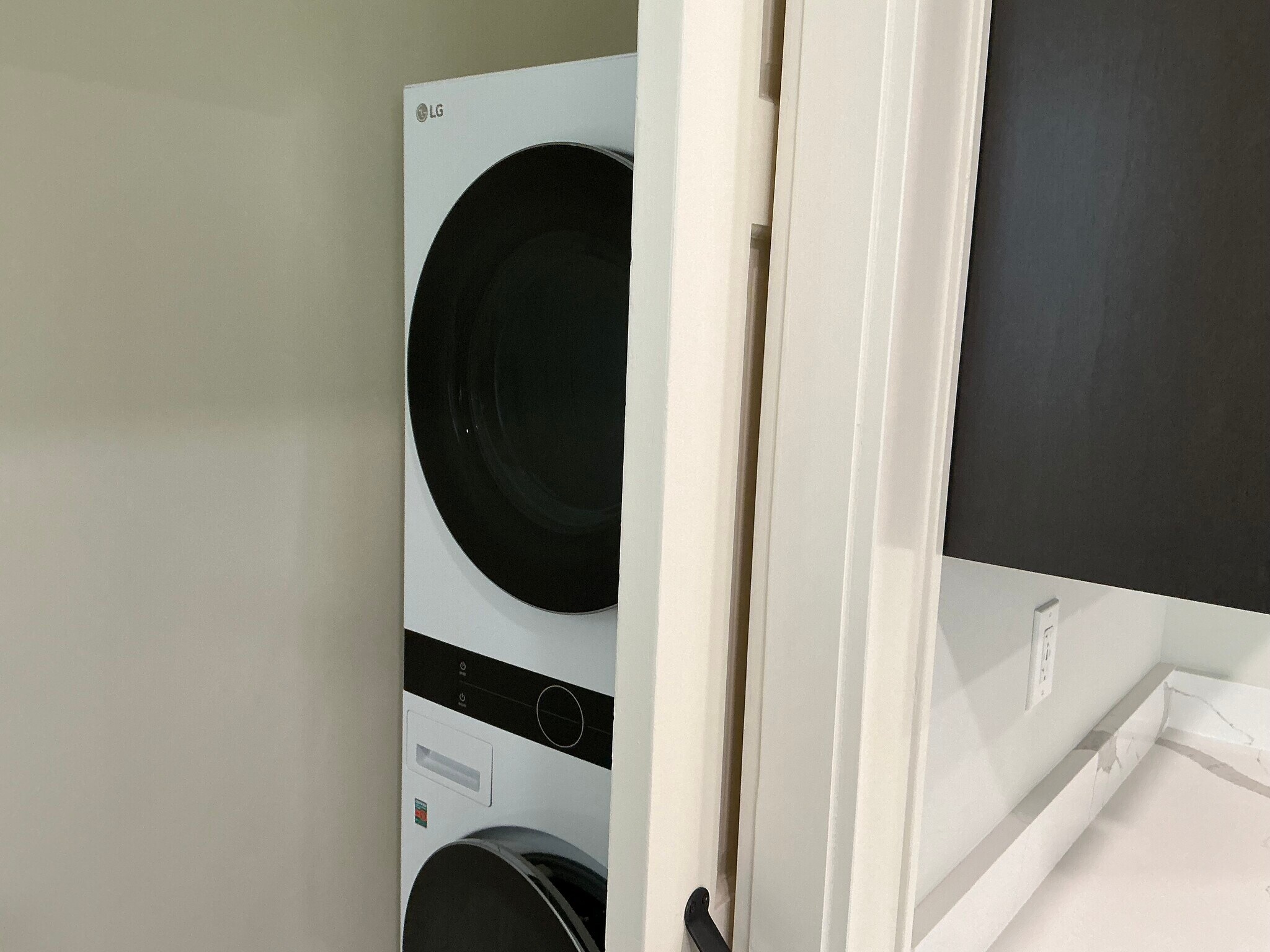 Washer/Dryer - 176 Weequahic Ave