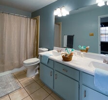 Building Photo - 4516 Kingsdale Drive
