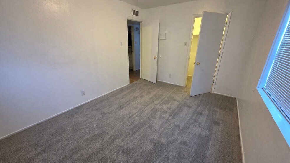 Building Photo - 13409 St