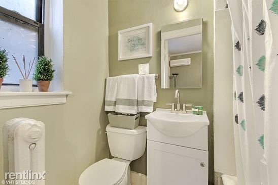 Building Photo - Studio, 1 bath Apartment - 670 Central Avenue