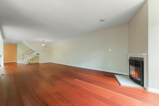 Building Photo - 22 Arrowhead Cir