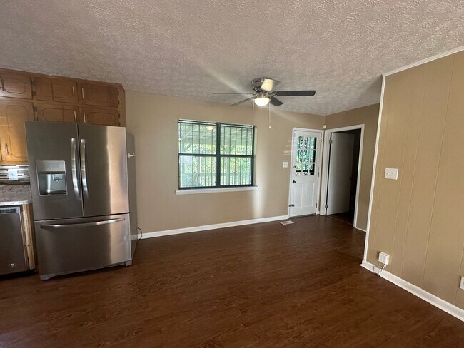Building Photo - 419 Permita Ct