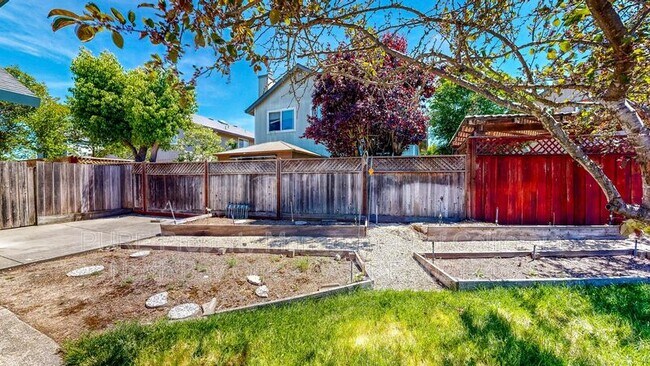 Building Photo - 2003 Jackrabbit Ct