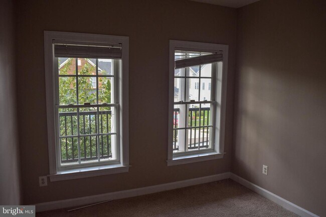 Building Photo - 8315 Kinsley Mill Pl