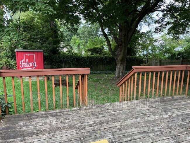Building Photo - 54305 Terrace Ln
