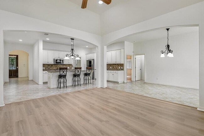Building Photo - 2019 Westvalley Pl