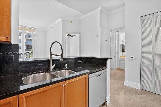 Building Photo - 99 SE Mizner Blvd
