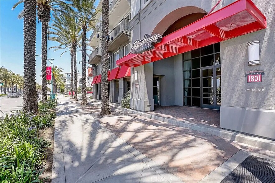 Building Photo - 1801 E Katella Ave
